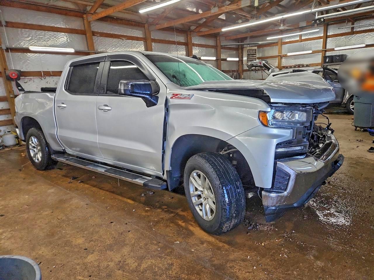 2021 CHEVROLET SILVERADO K1500 LT photo 4