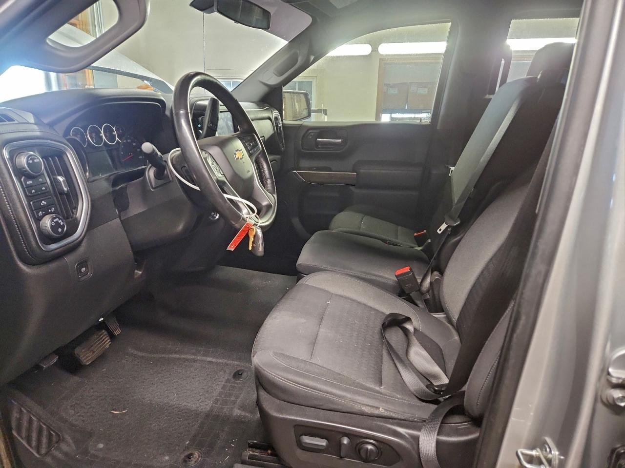 2021 CHEVROLET SILVERADO K1500 LT photo 7