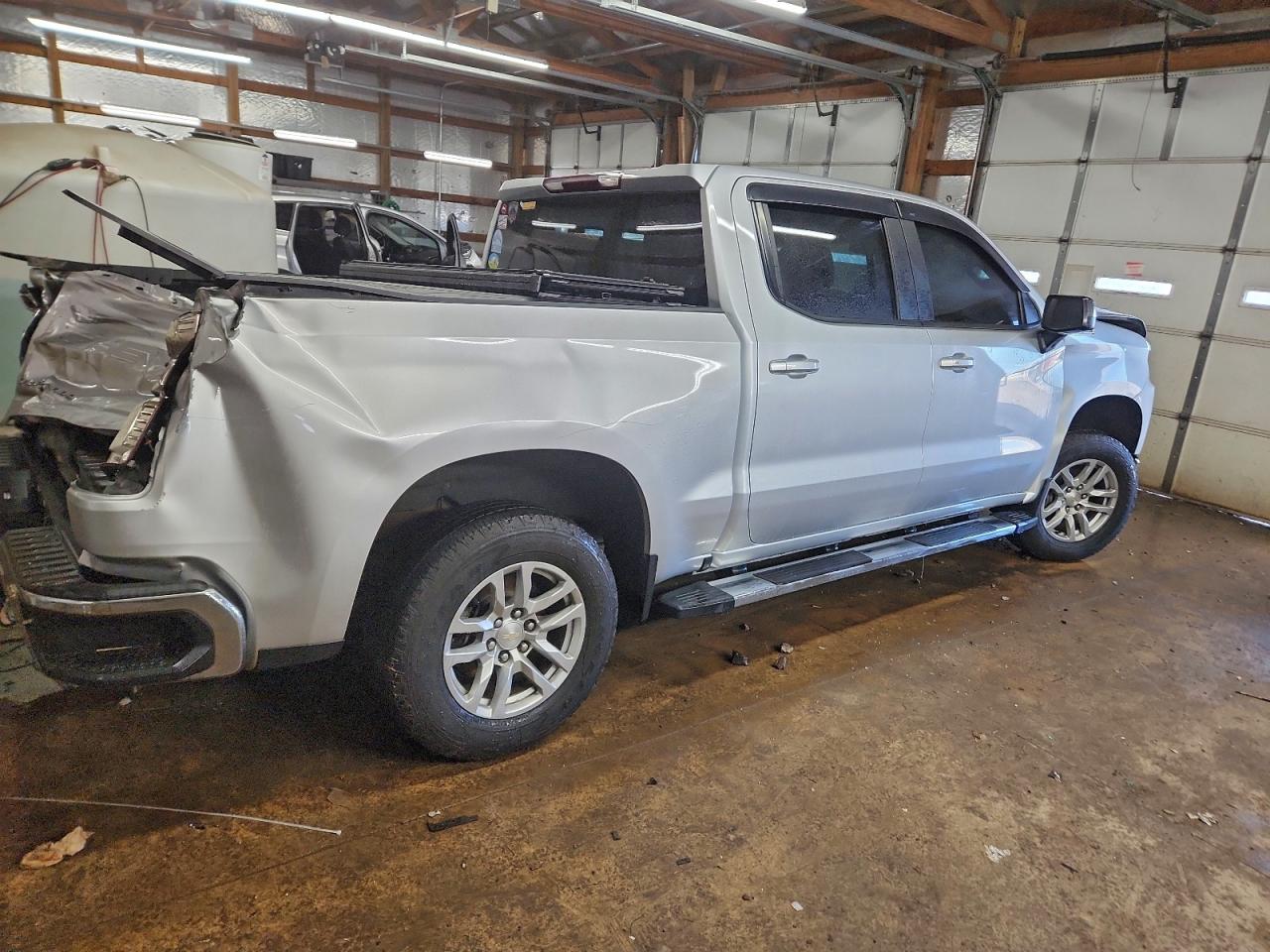 2021 CHEVROLET SILVERADO K1500 LT photo 3