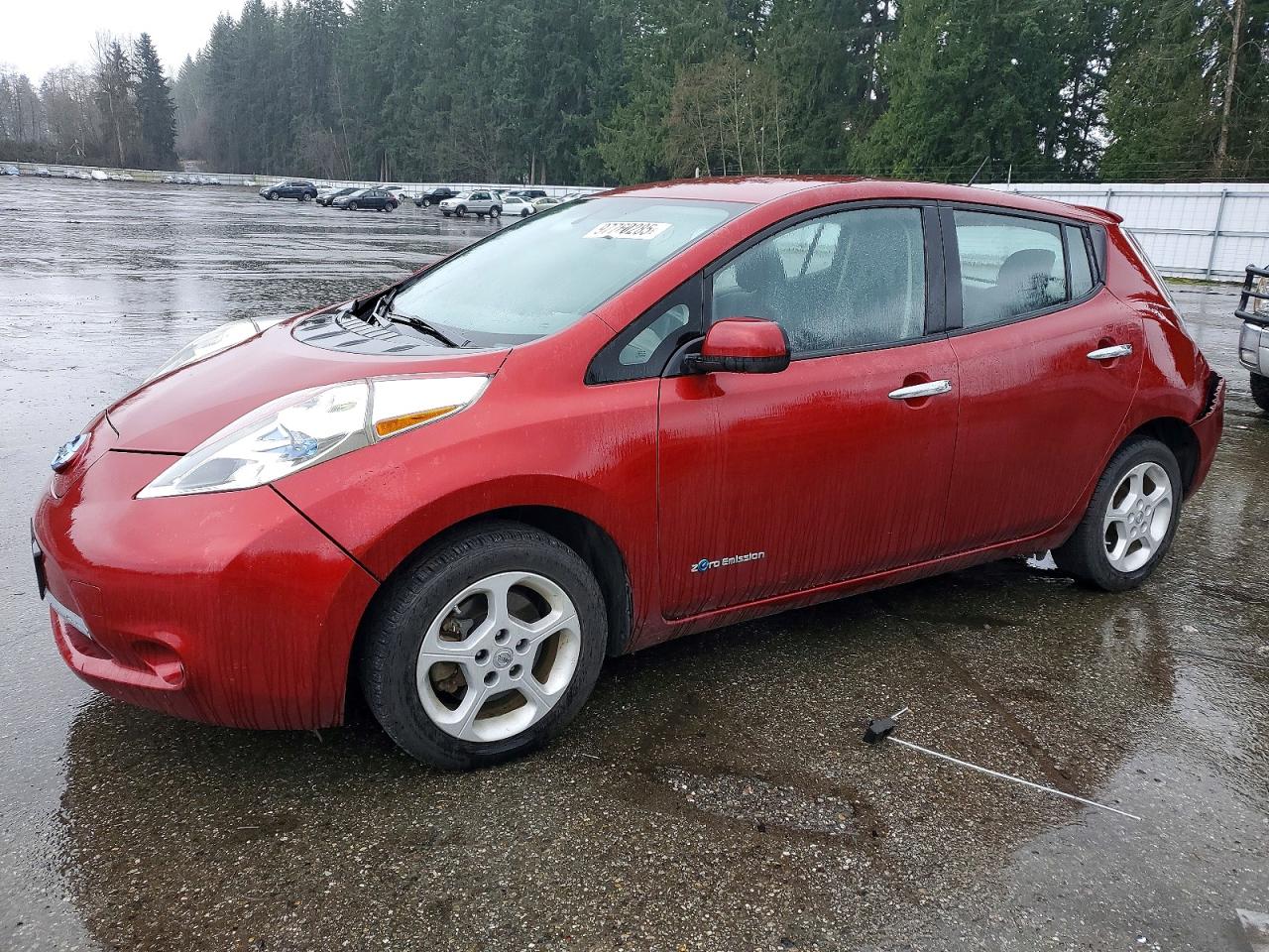 2015 NISSAN LEAF