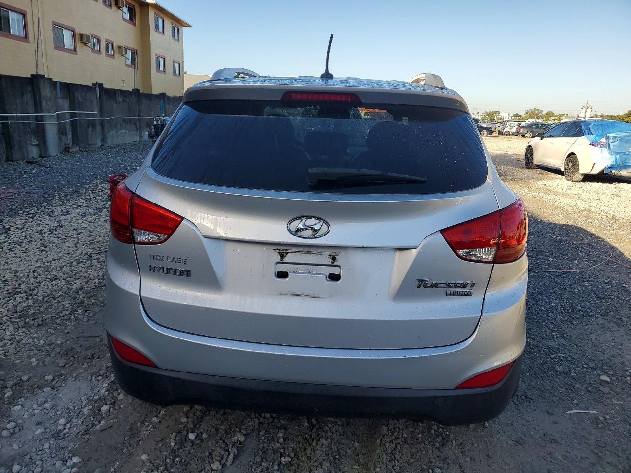 2012 HYUNDAI TUCSON GLS photo 6