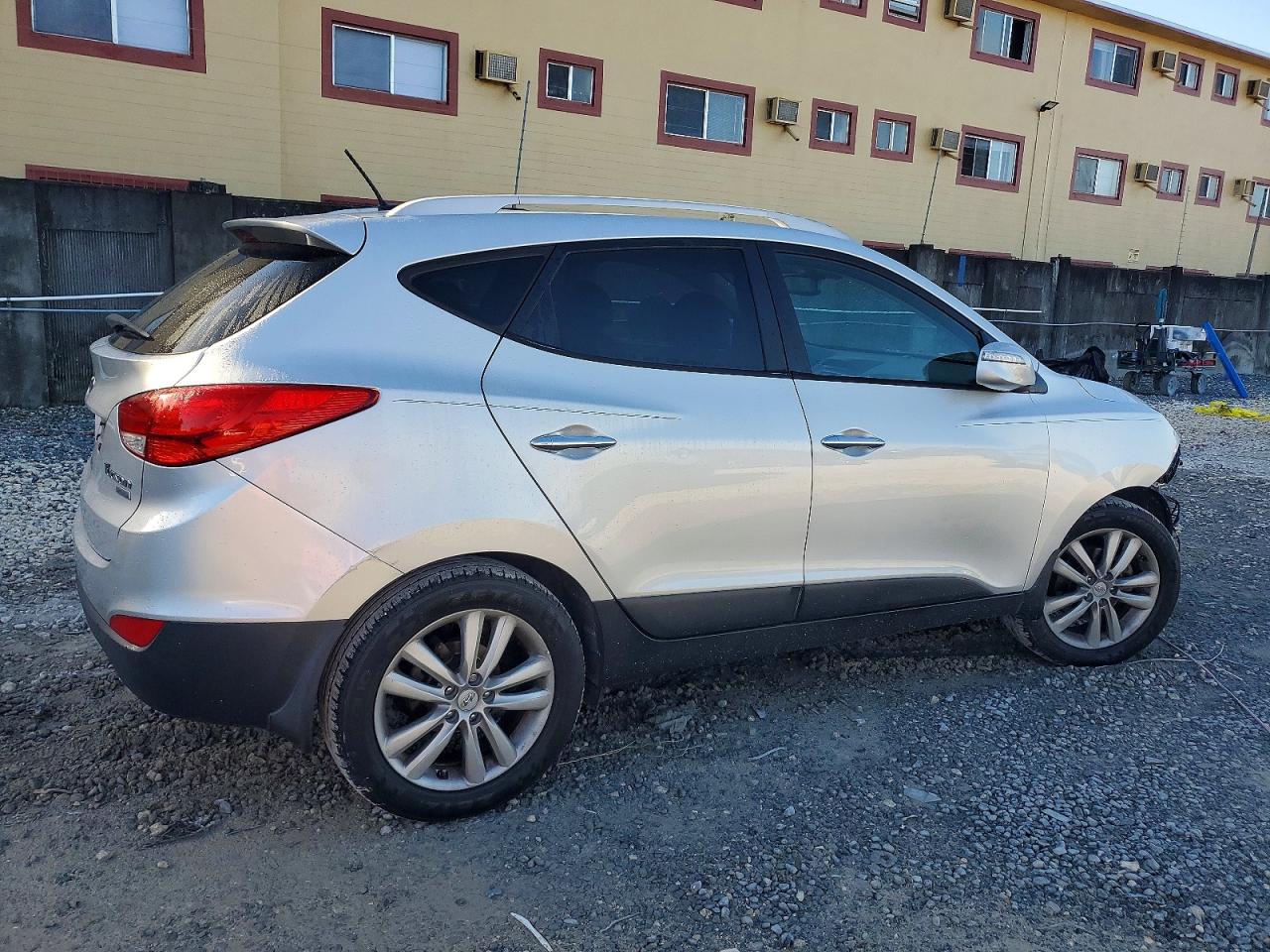2012 HYUNDAI TUCSON GLS photo 3