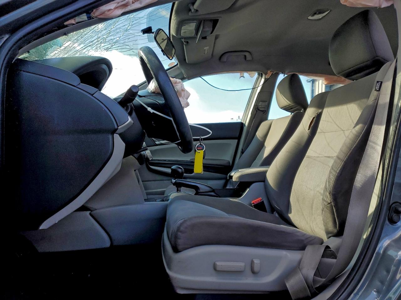 2011 HONDA ACCORD LXP photo 7