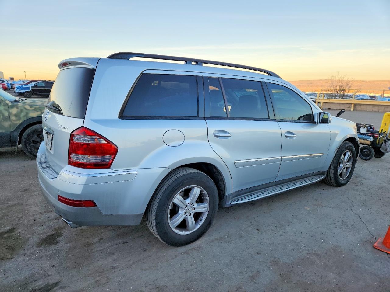 2007 MERCEDES-BENZ GL 320 CDI photo 3