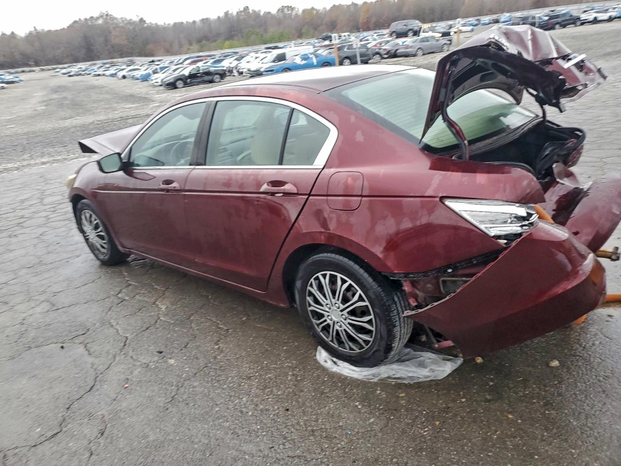 2011 HONDA ACCORD LX photo 2