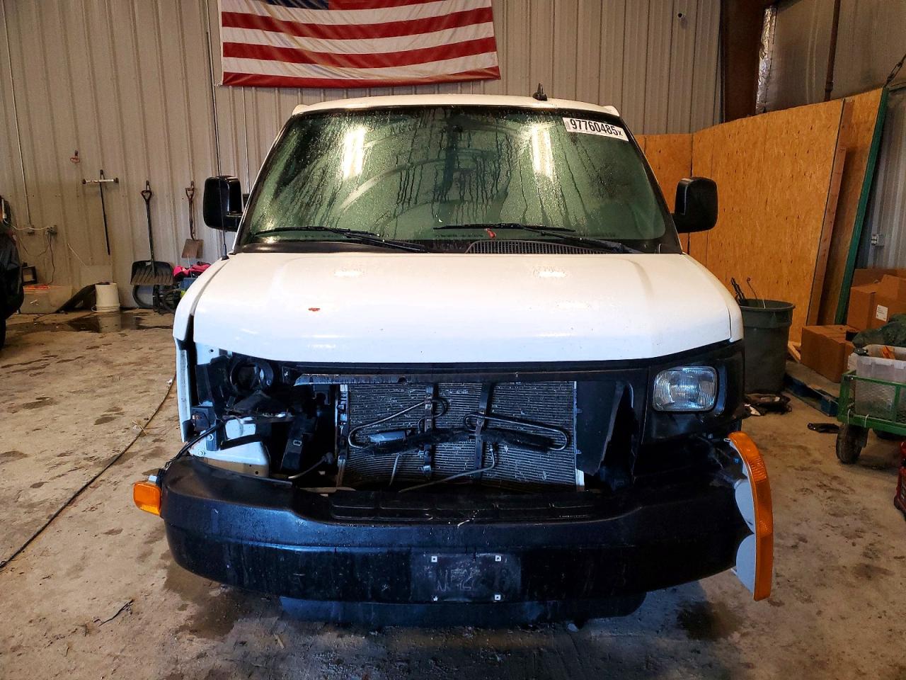 2016 GMC SAVANA G3500 photo 5