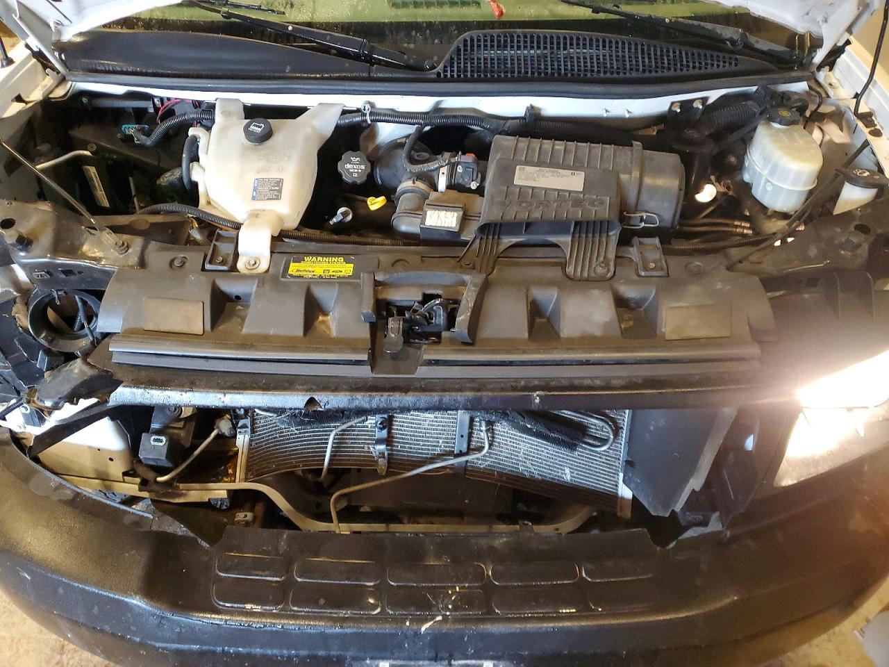 2016 GMC SAVANA G3500 photo 12