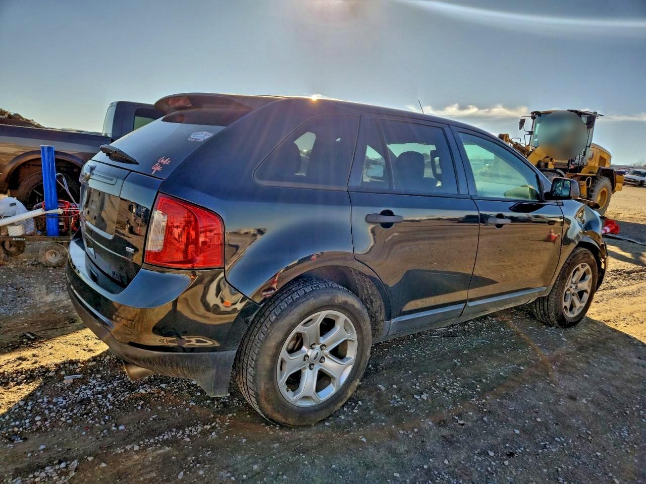 2011 FORD EDGE SE photo 3