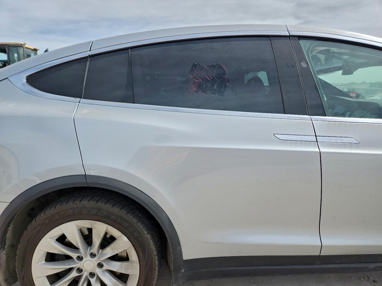 2018 TESLA MODEL X photo 11