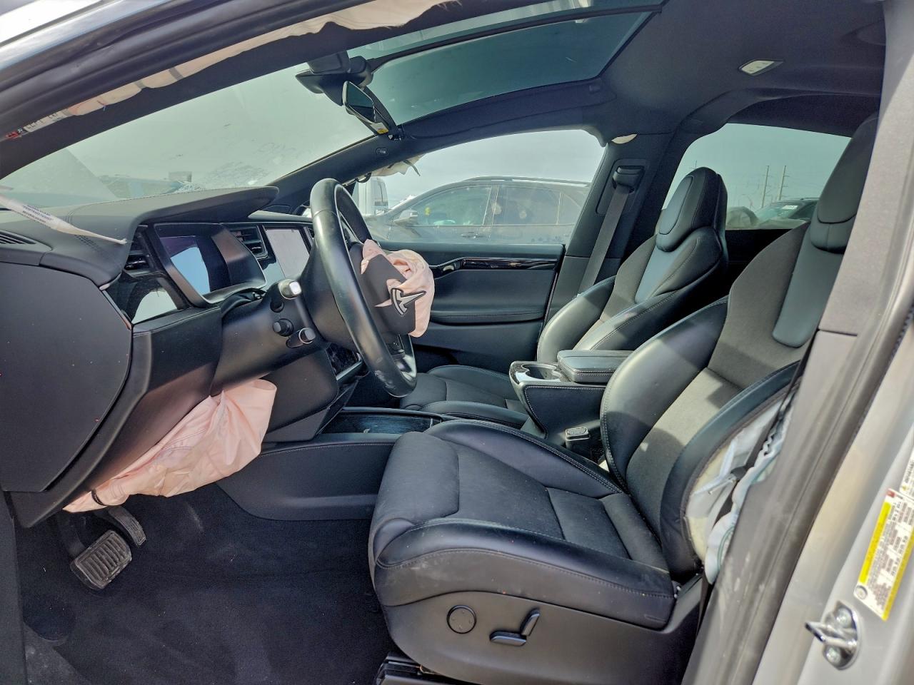 2018 TESLA MODEL X photo 7
