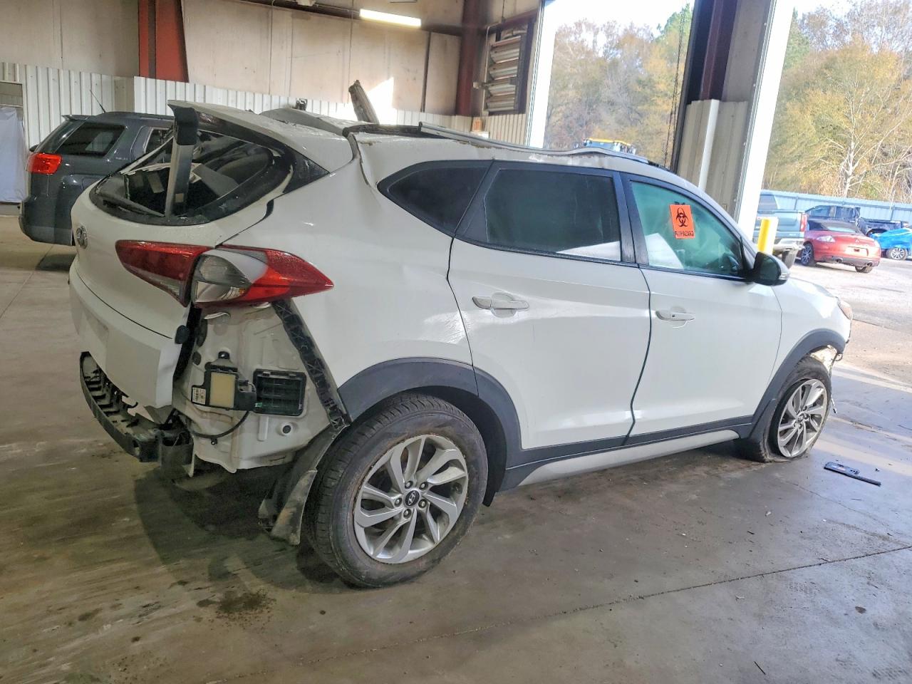 2018 HYUNDAI TUCSON photo 5