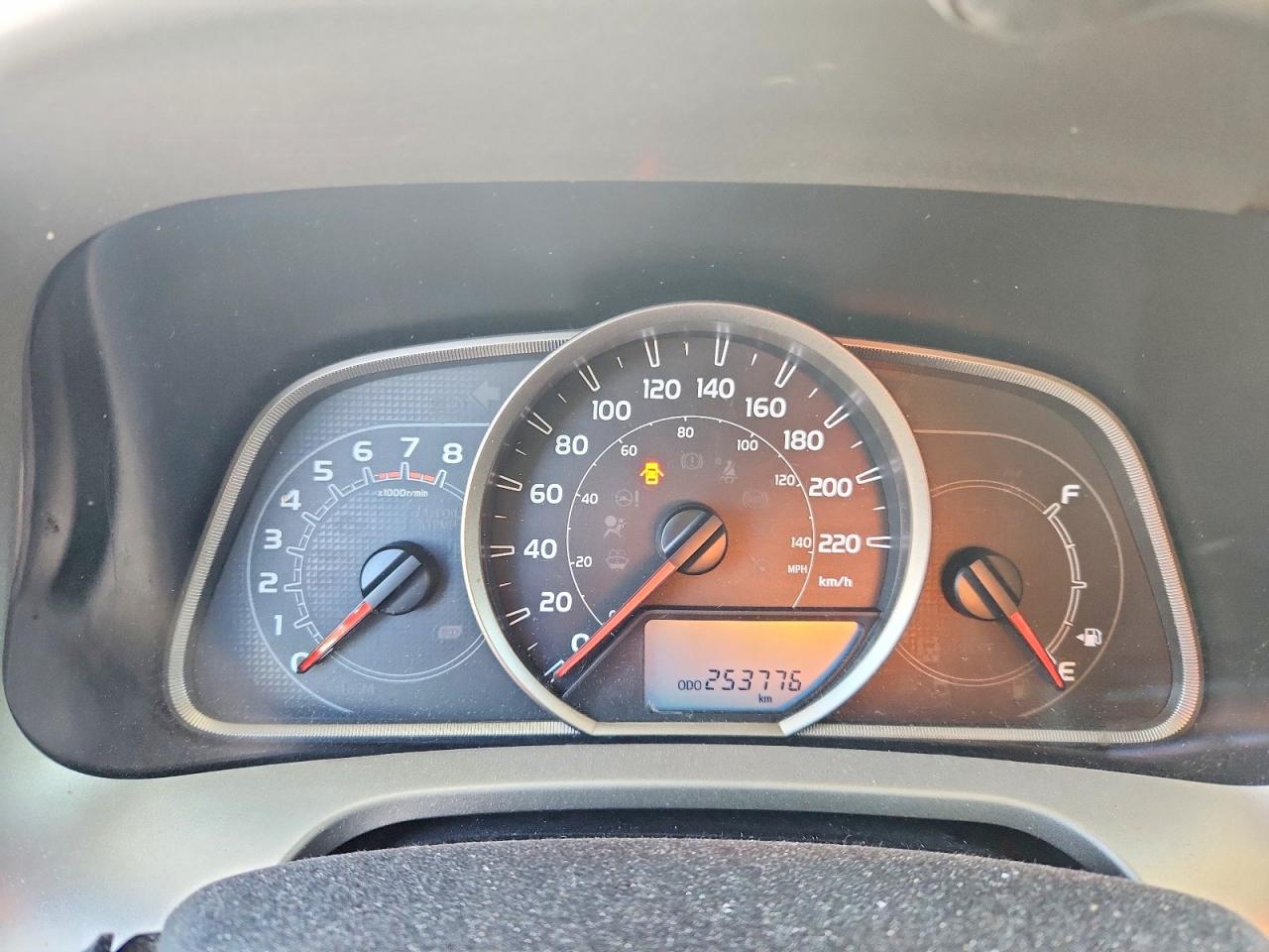 2013 TOYOTA RAV4 XLE photo 9