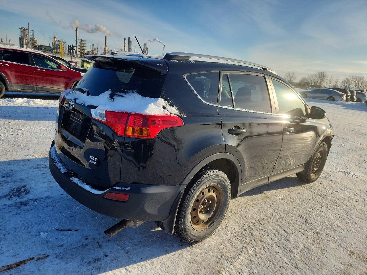 2013 TOYOTA RAV4 XLE photo 3