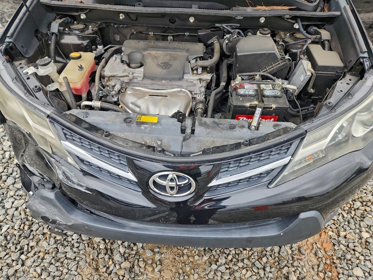 2014 TOYOTA RAV4 XLE photo 12