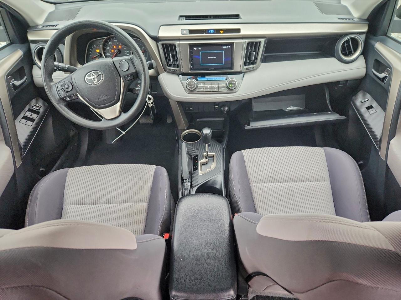2014 TOYOTA RAV4 XLE photo 8