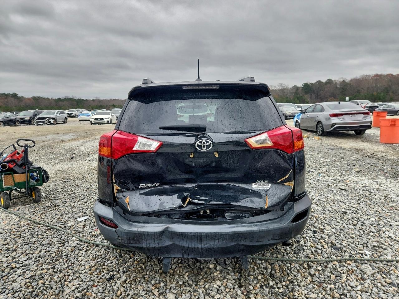 2014 TOYOTA RAV4 XLE photo 6