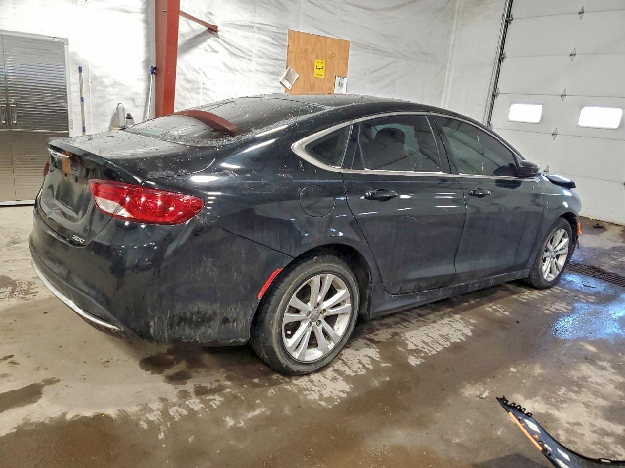 2015 CHRYSLER 200 LIMITED photo 3