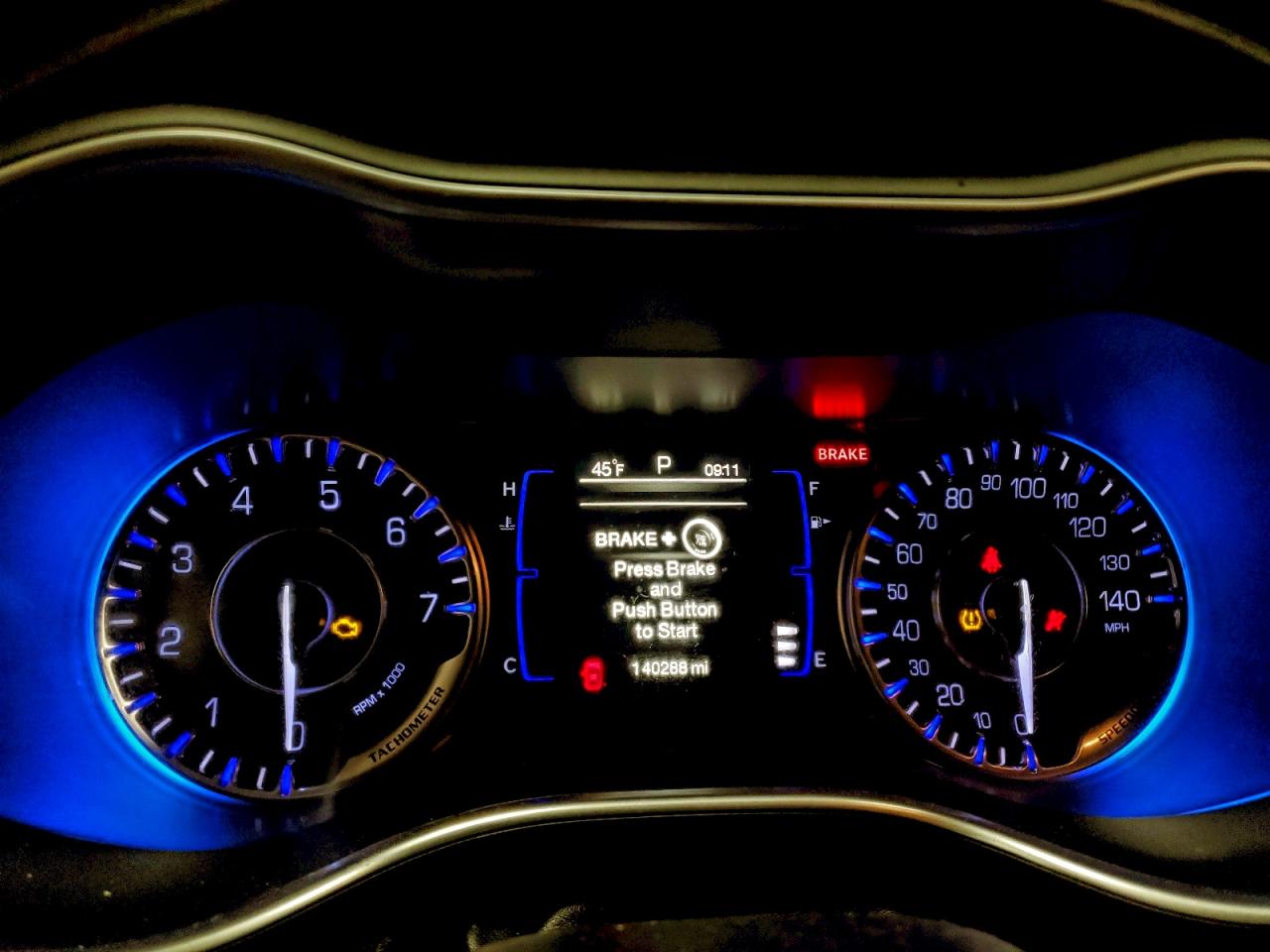 2015 CHRYSLER 200 LIMITED photo 9