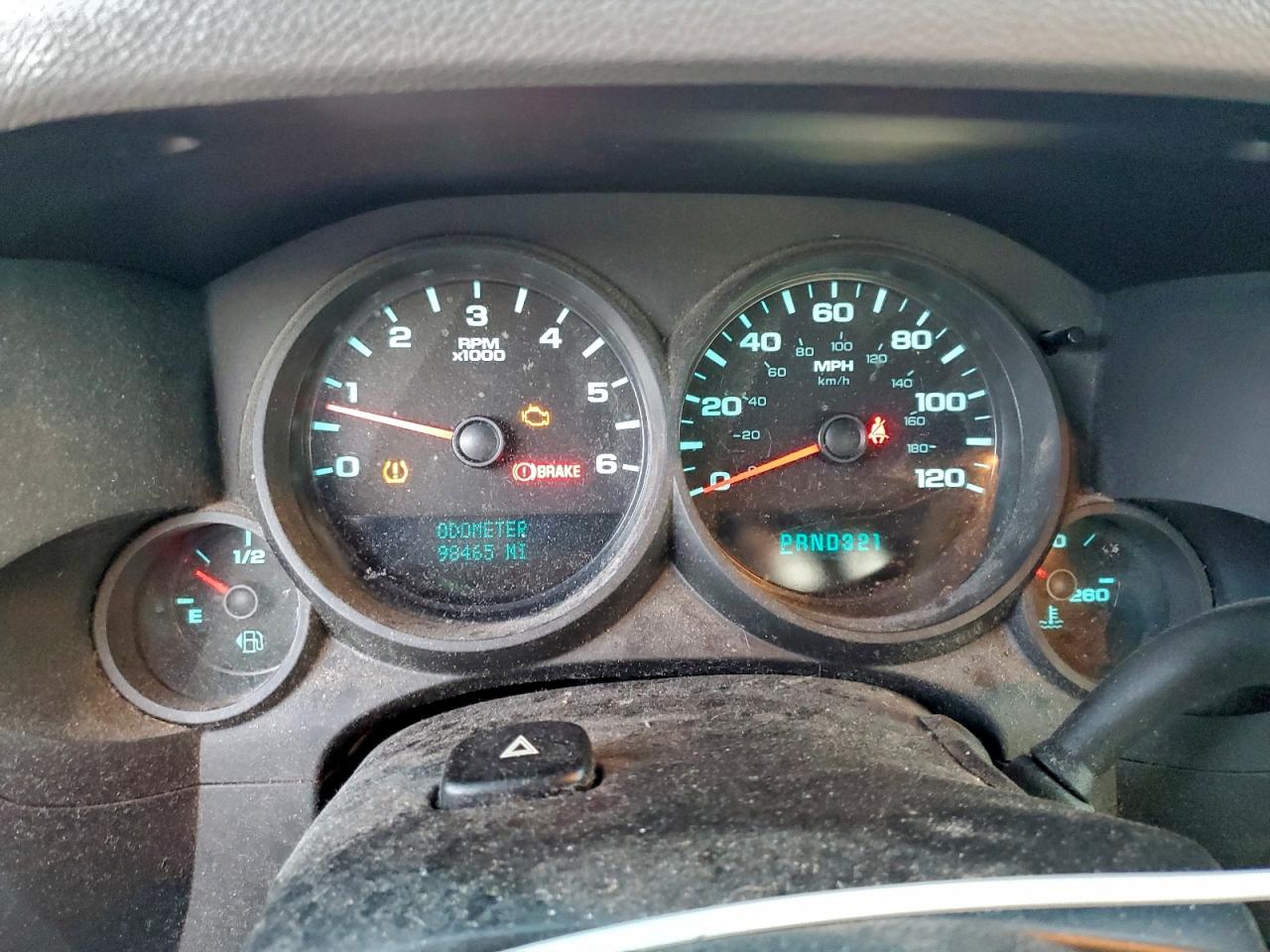 2010 CHEVROLET SILVERADO C1500 photo 9