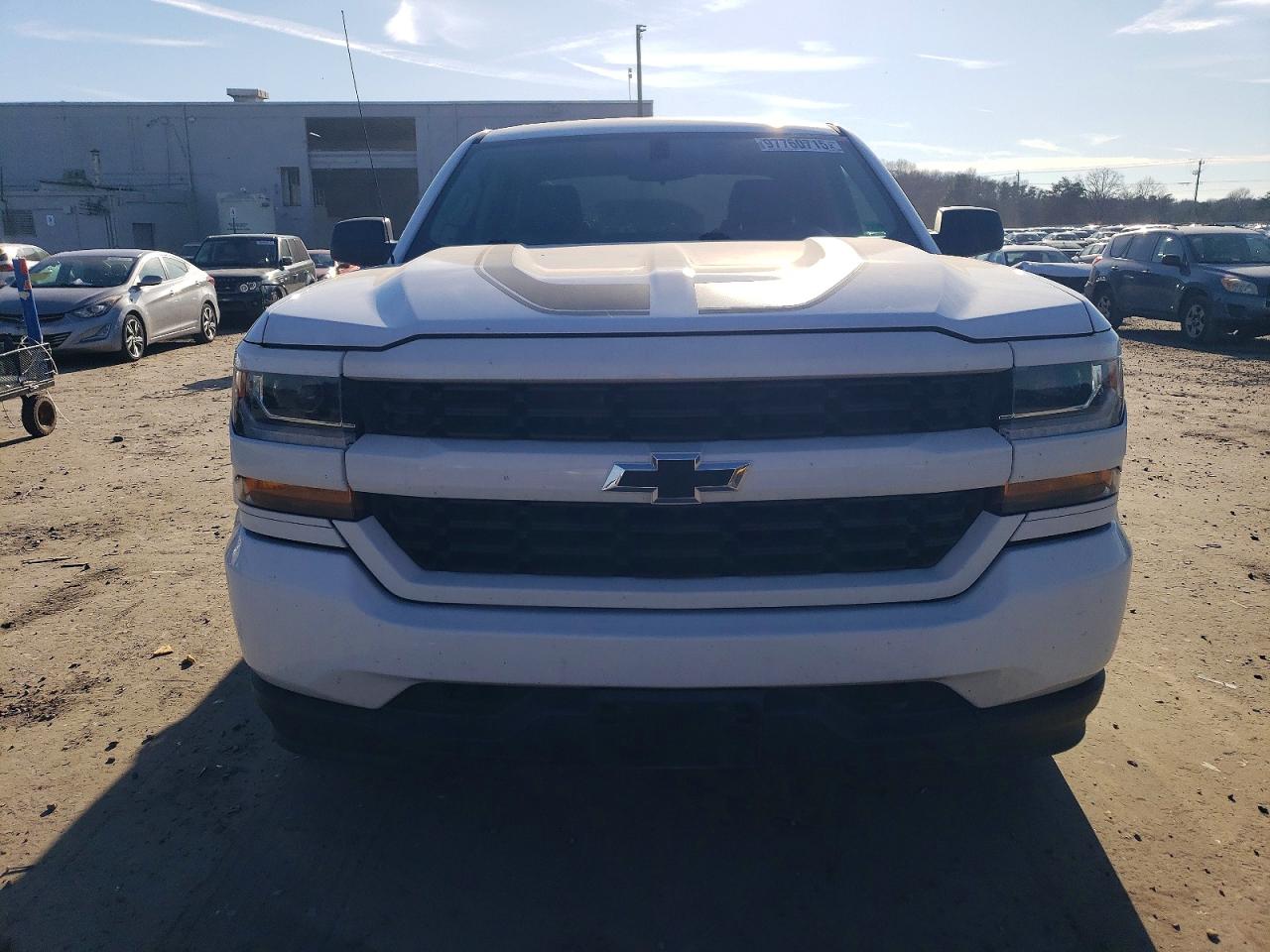 2018 CHEVROLET SILVERADO K1500 CUSTOM photo 5