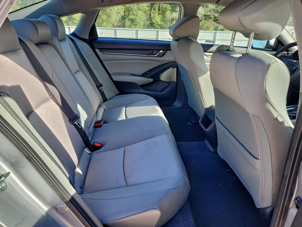 2020 HONDA ACCORD LX photo 10