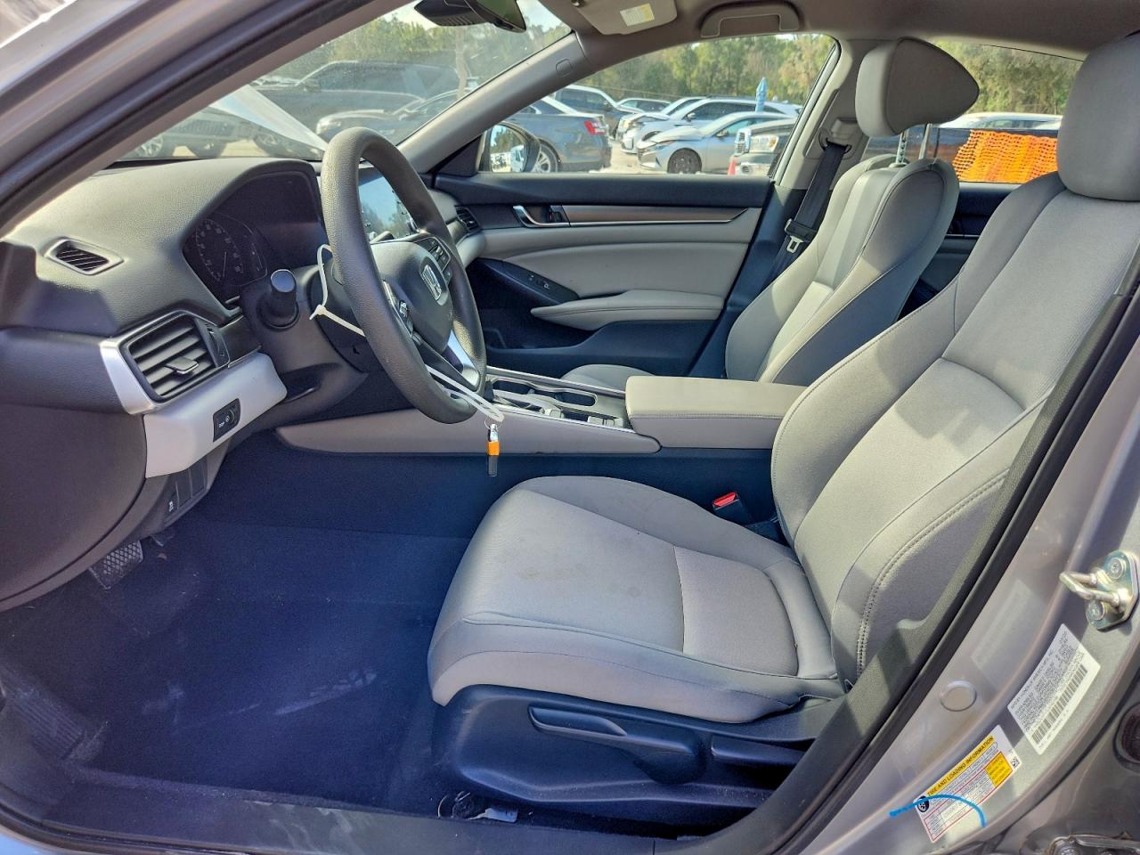 2020 HONDA ACCORD LX photo 7