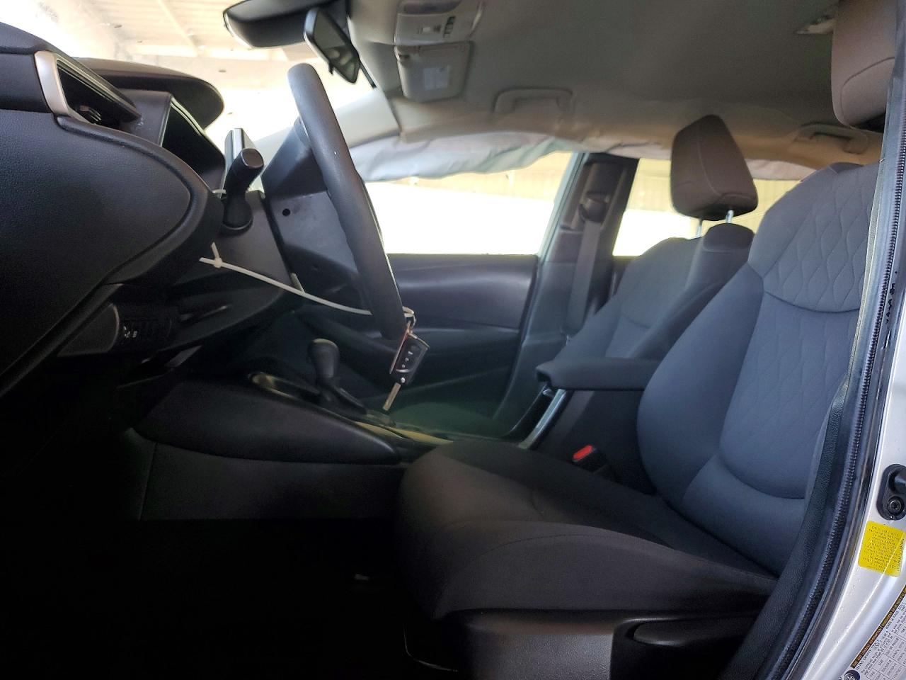 2020 TOYOTA COROLLA LE photo 7