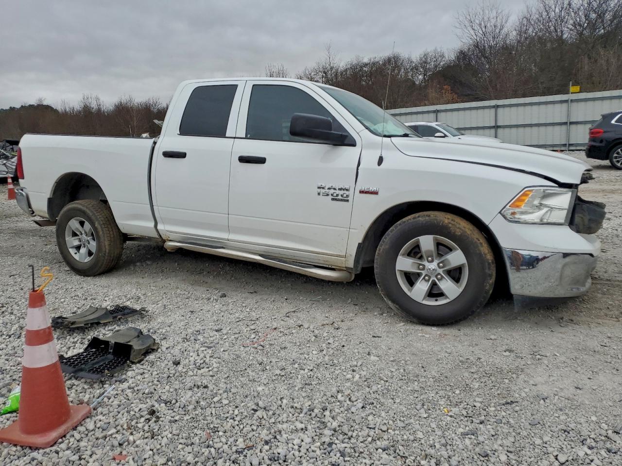 2019 RAM 1500 CLASSIC TRADESMAN photo 4