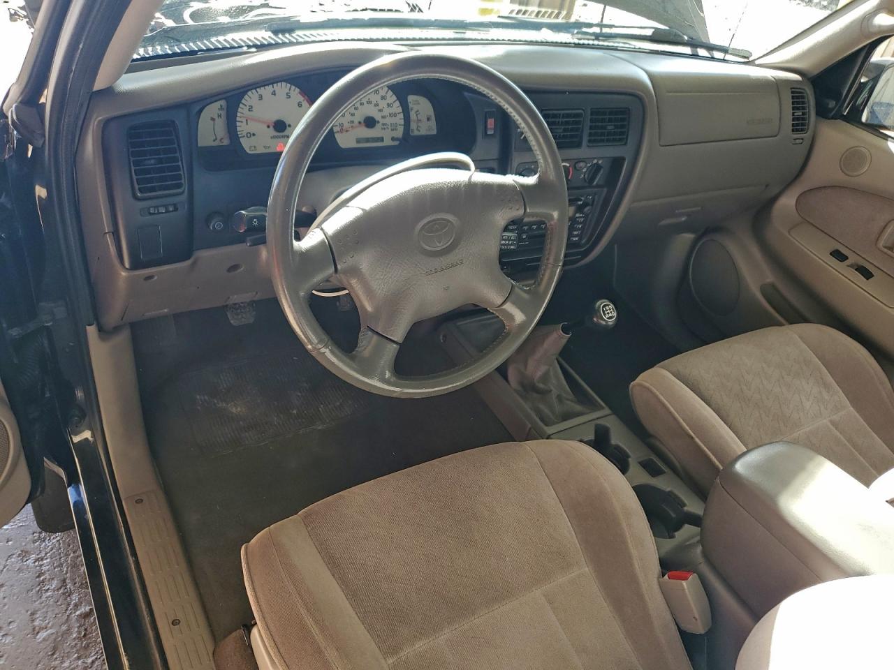 2001 TOYOTA TACOMA XTRACAB S-RUNNER photo 8