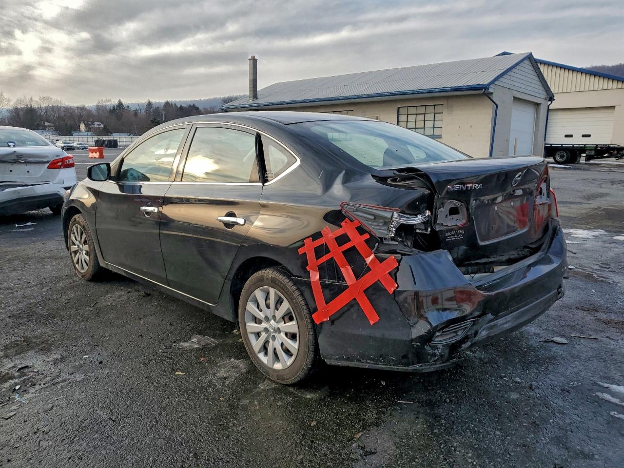 2016 NISSAN SENTRA S photo 2