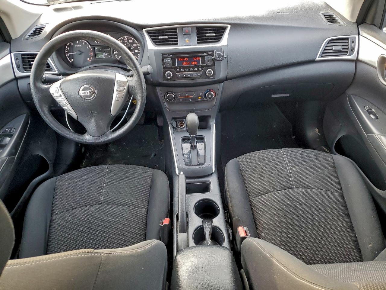 2016 NISSAN SENTRA S photo 8