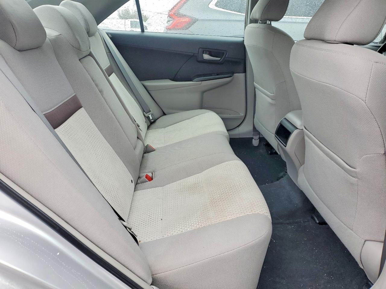 2014 TOYOTA CAMRY photo 10