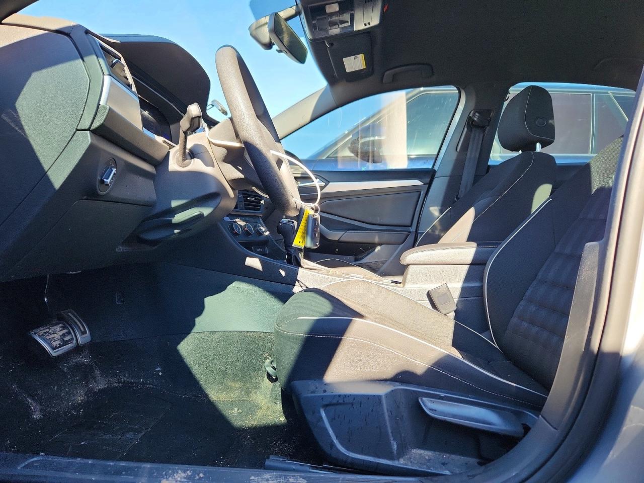 2023 VOLKSWAGEN JETTA SPORT photo 7