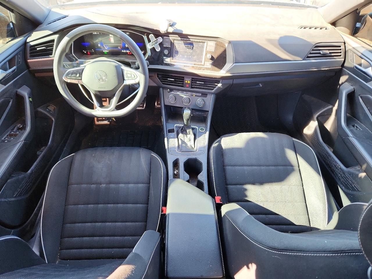 2023 VOLKSWAGEN JETTA SPORT photo 8