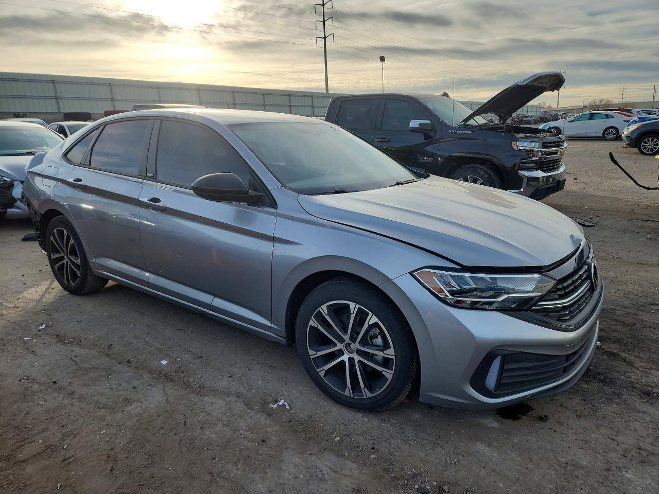 2023 VOLKSWAGEN JETTA SPORT photo 4
