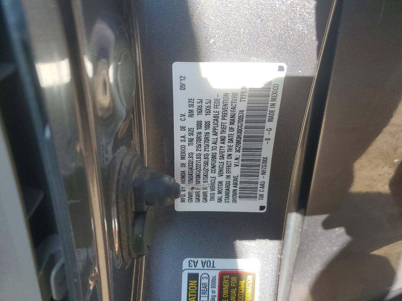2012 HONDA CR-V LX photo 12