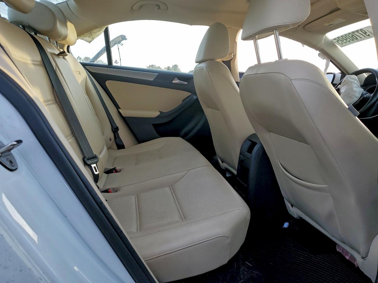 2017 VOLKSWAGEN JETTA SE photo 10