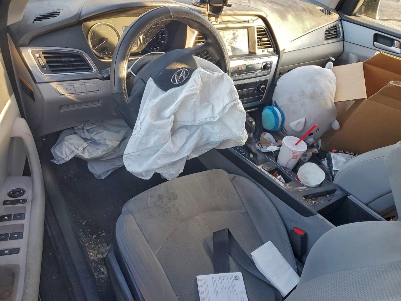 2016 HYUNDAI SONATA SE photo 8