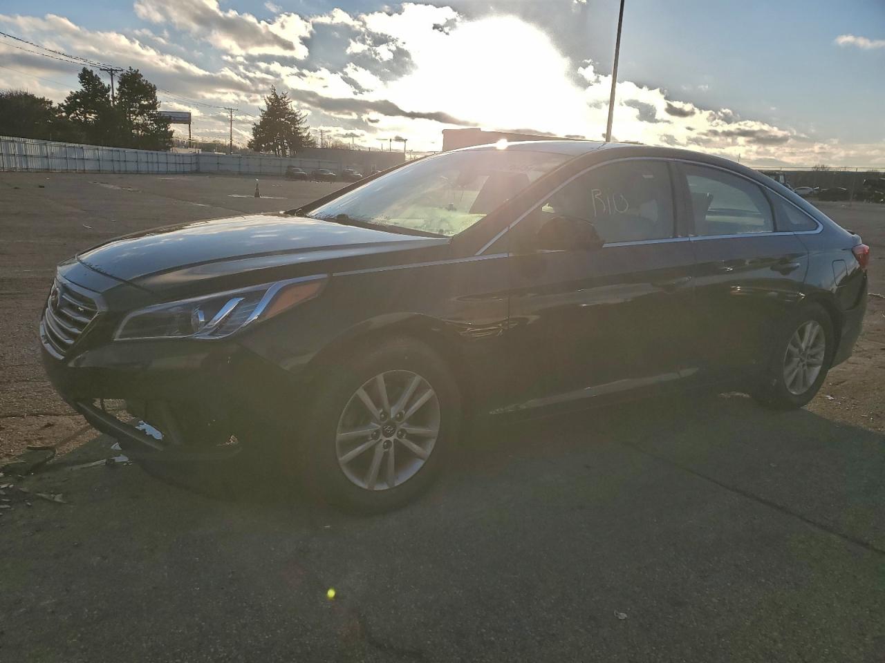 2016 HYUNDAI SONATA