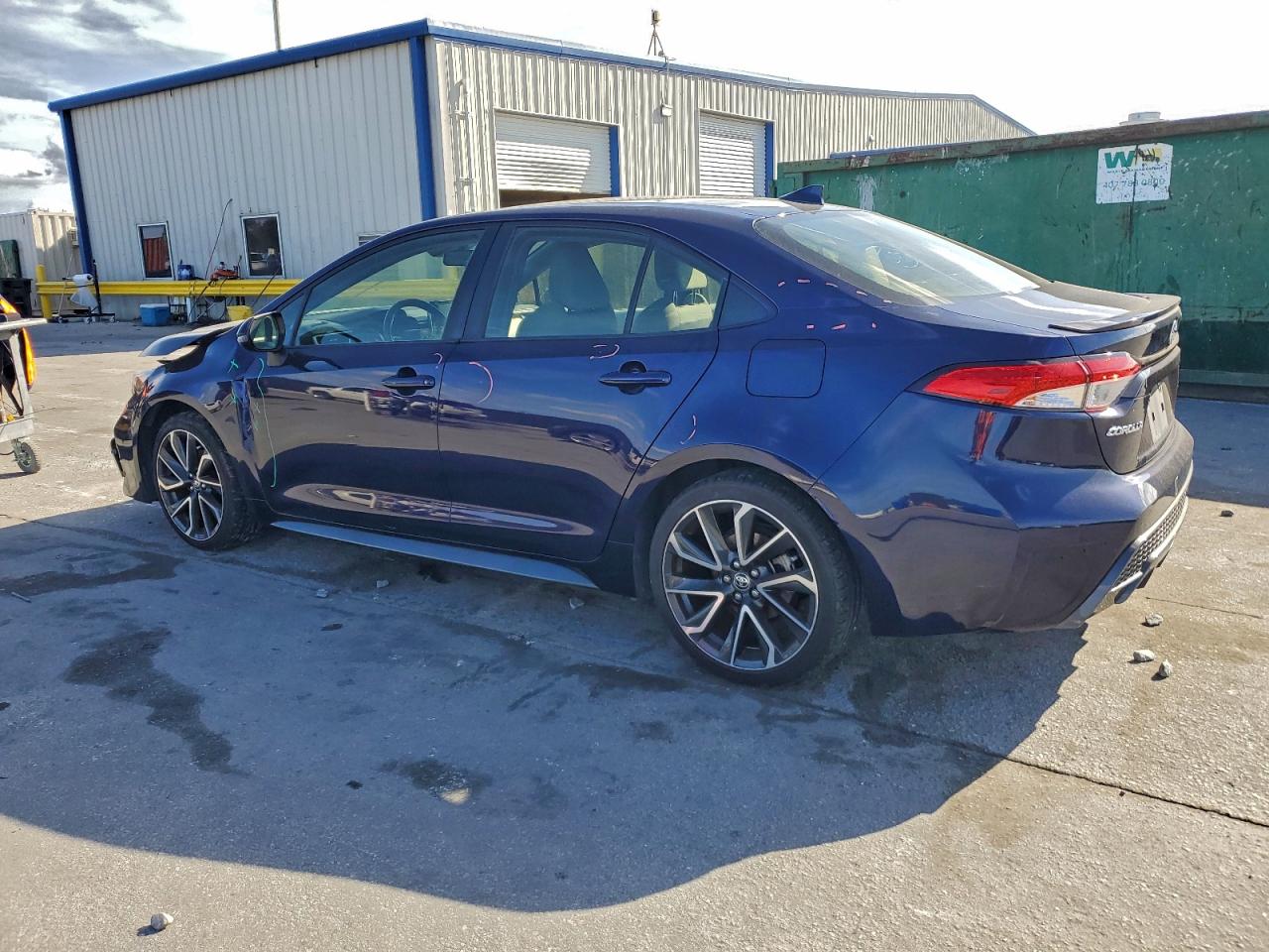 2020 TOYOTA COROLLA SE photo 3