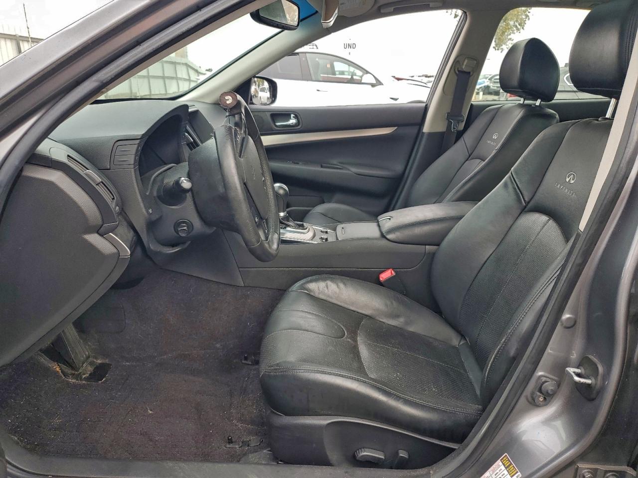 2013 INFINITI G37 BASE photo 7
