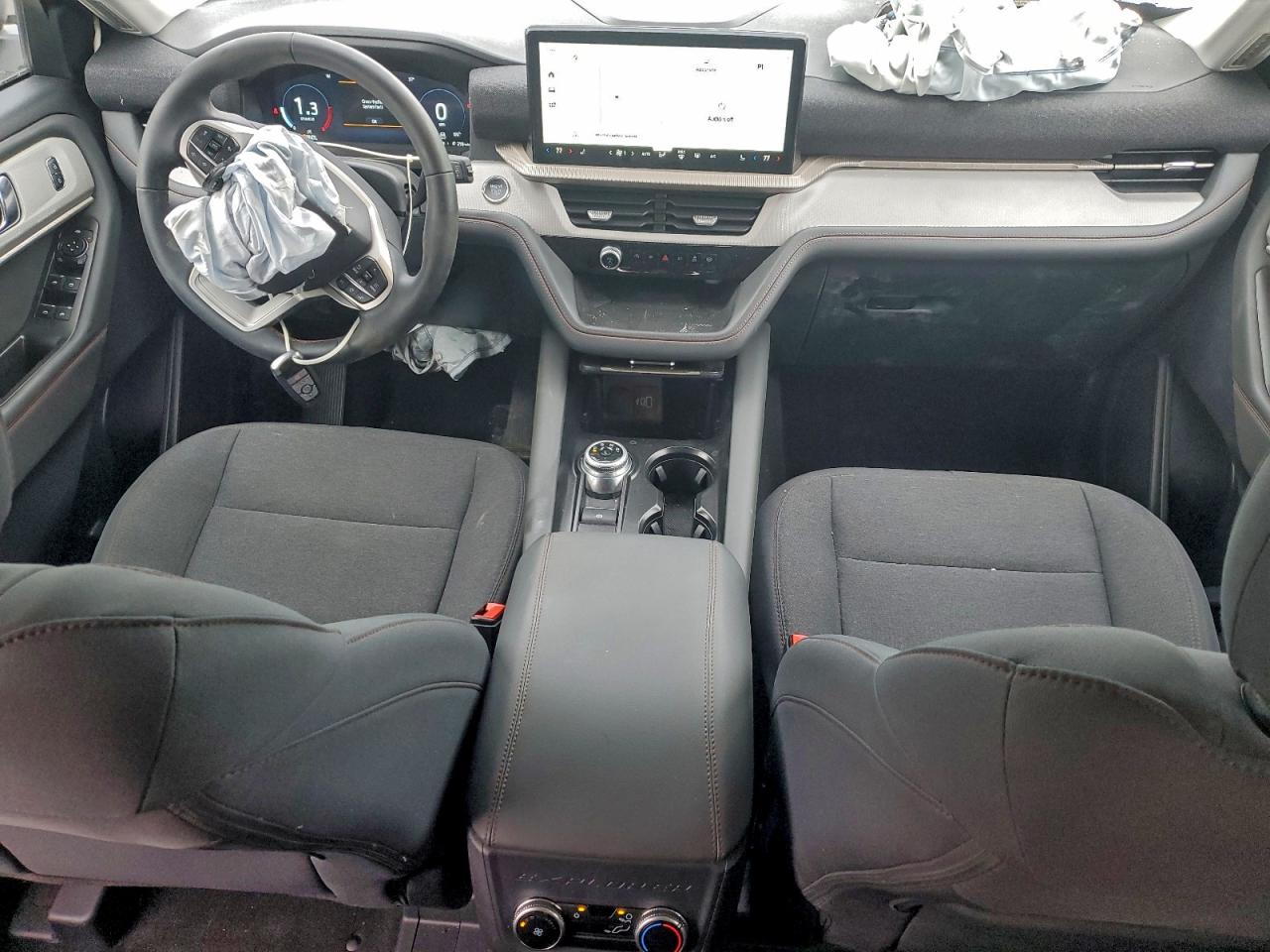 2025 FORD EXPLORER ACTIVE photo 8