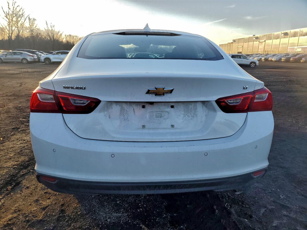 2023 CHEVROLET MALIBU LT photo 11