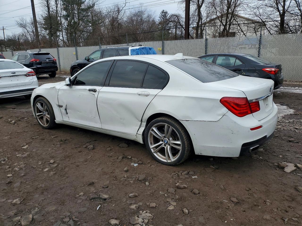 2012 BMW 750 I photo 2