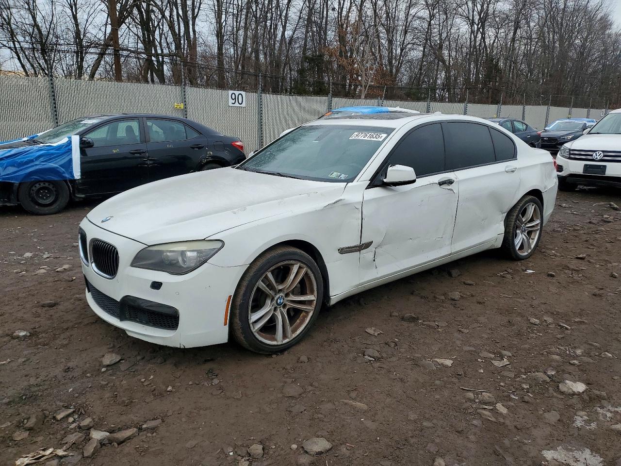 2012 BMW 750