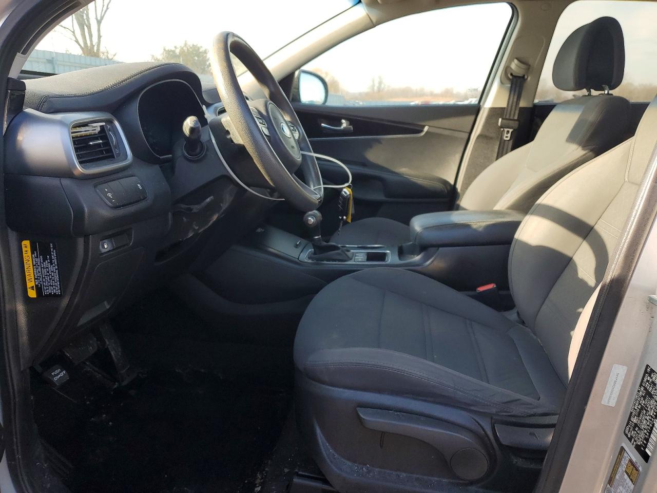 2016 KIA SORENTO LX photo 7