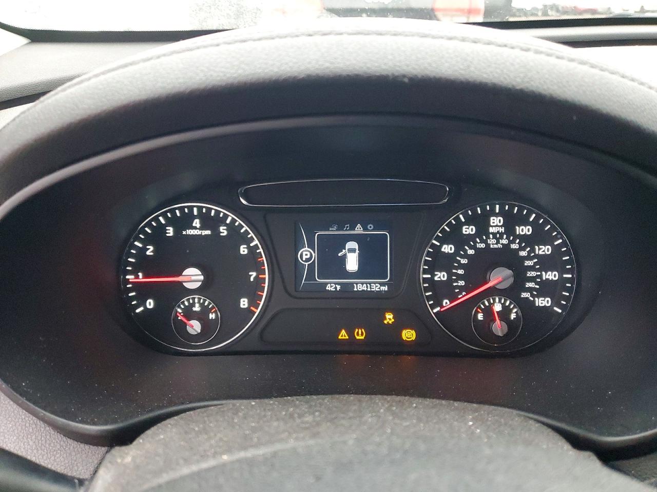 2016 KIA SORENTO LX photo 9