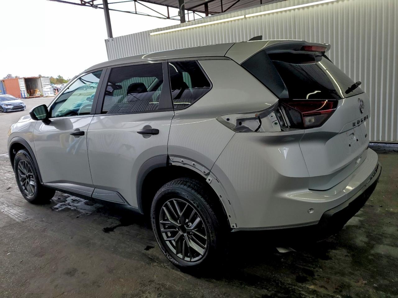 2024 NISSAN ROGUE S photo 3