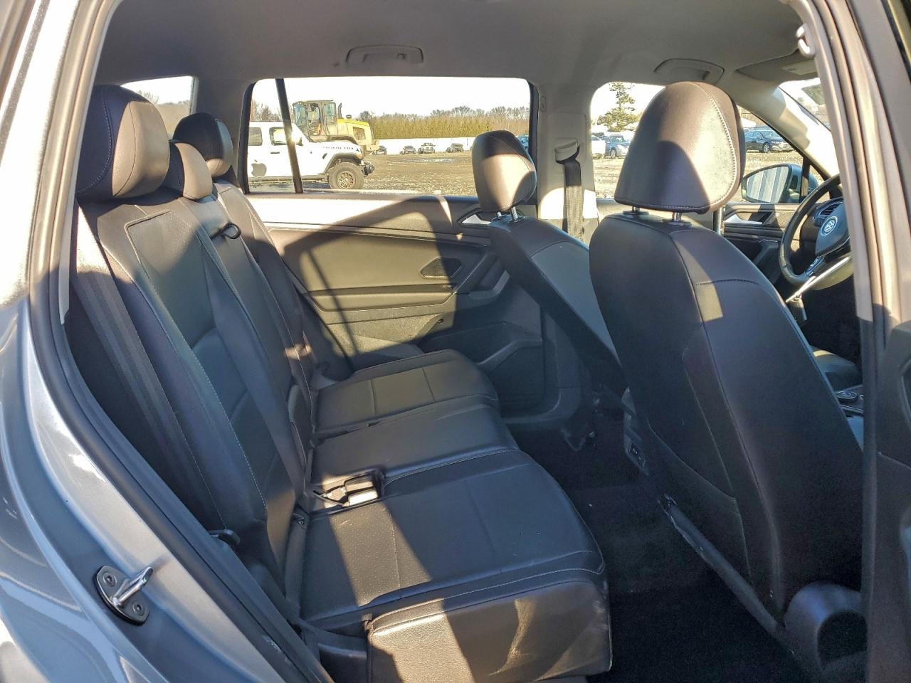 2020 VOLKSWAGEN TIGUAN SE photo 10