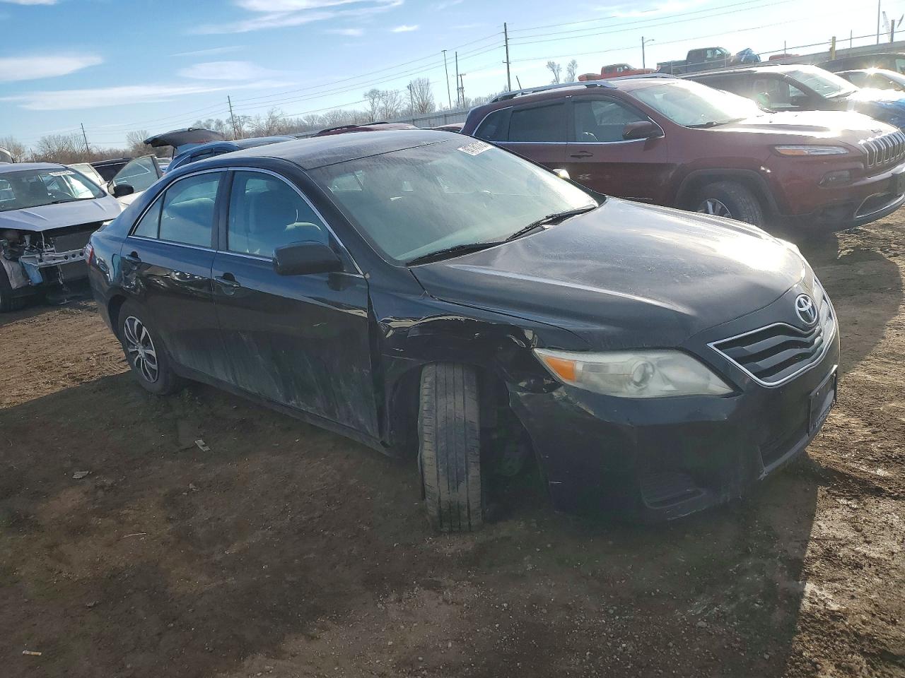 2011 TOYOTA CAMRY BASE photo 4